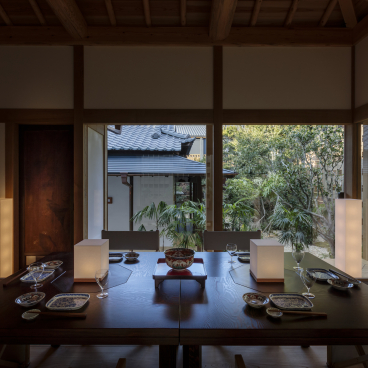 Azumaya (garden pavilion) © Tomohiro Sakashita