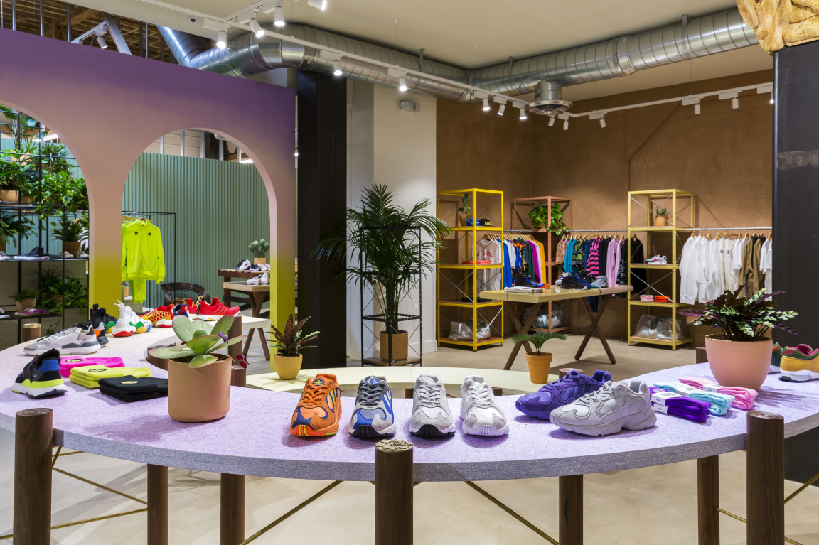 Sneakersnstuff- Los Angeles store designed by Bofink